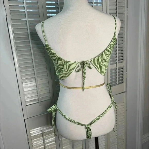 Upcycled Bra and panty bikini set with coverup skirt - Picture 3 of 5